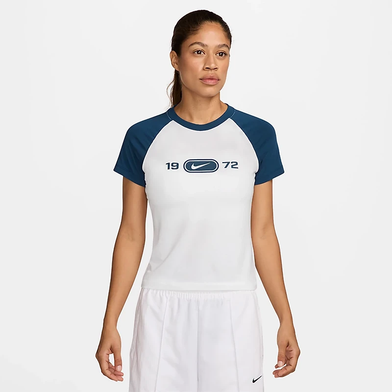 Nike Women's Sportswear Chill Knit T-shirt
