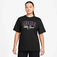 Nike Women's Sportswear Graphic T-shirt