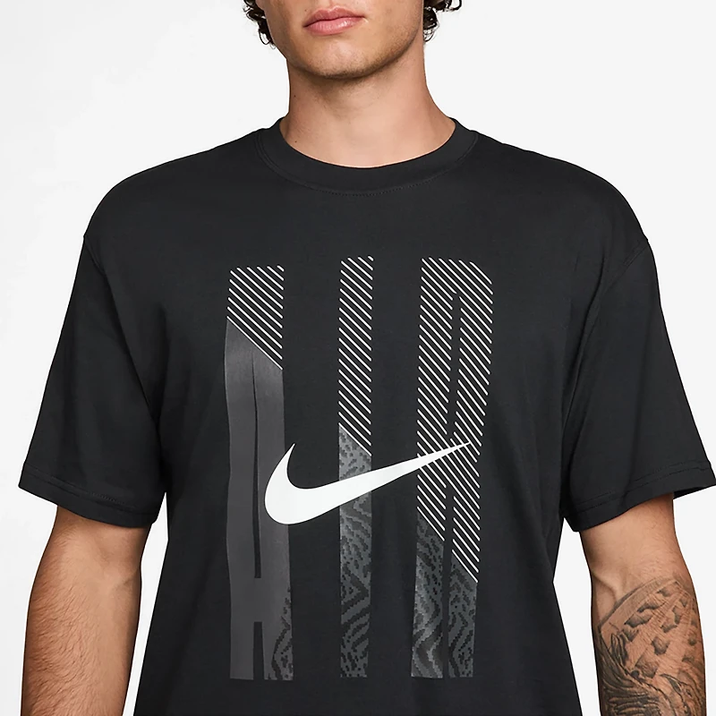 Nike Men's Sportswear Max90 Air Graphic T-shirt