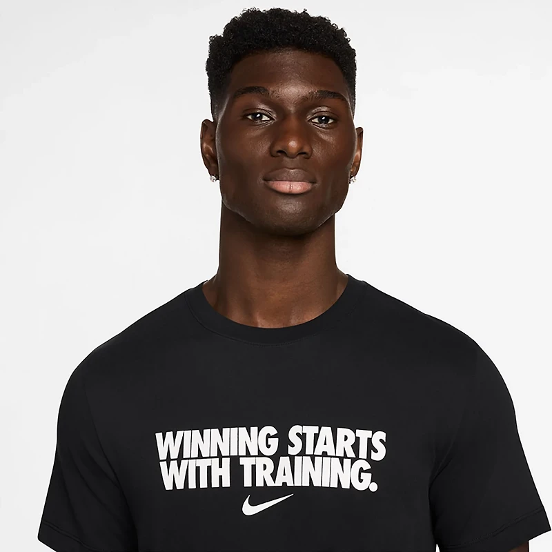 Nike Men's Dri-FIT Winning Graphic T-shirt