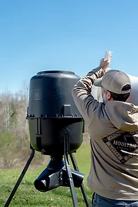 Moultrie Deer 250 lb. Gravity Feeder