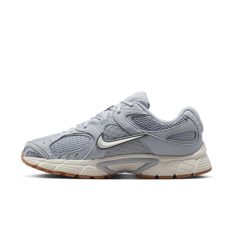 Nike Men's V5 Runner Shoes