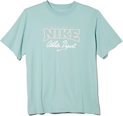 Nike Women's Sportswear Graphic T-shirt