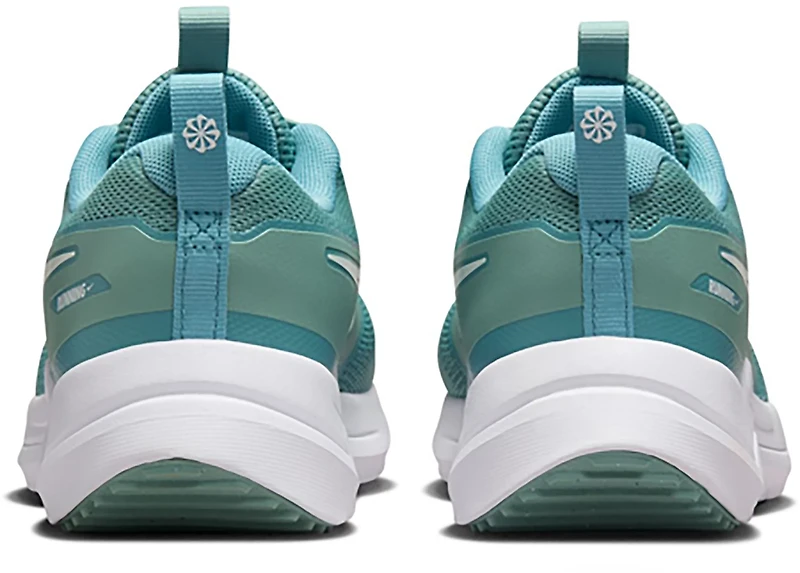 Nike Kids' Grade School Cosmic Runner Shoes