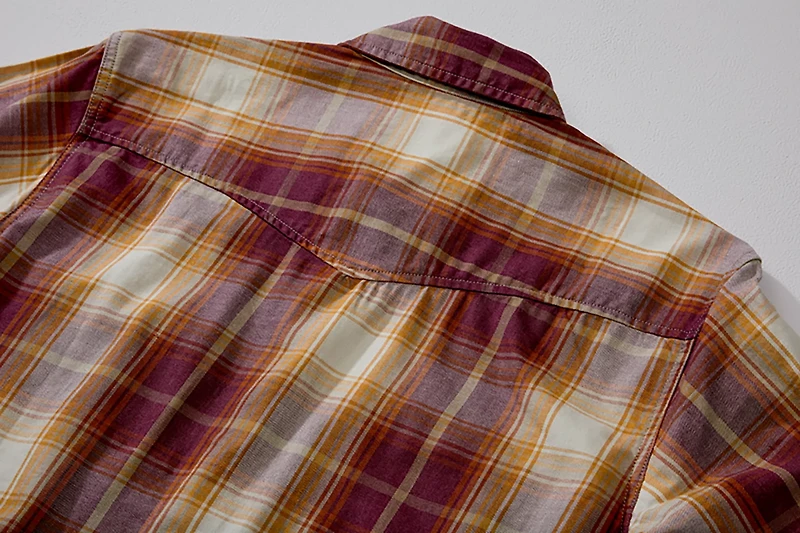 Carhartt Men's Montana Flame-resistant Relaxed Fit Long-Sleeve Snap-Front Plaid Shirt