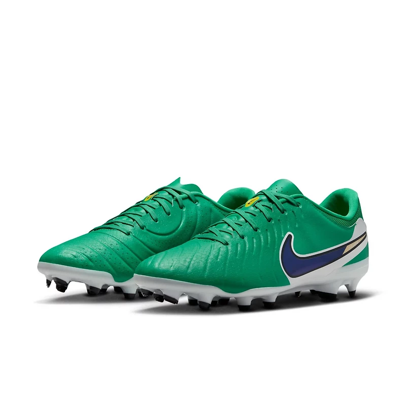 Nike Men's Zoom Vapor 16 Academy Soccer Cleats