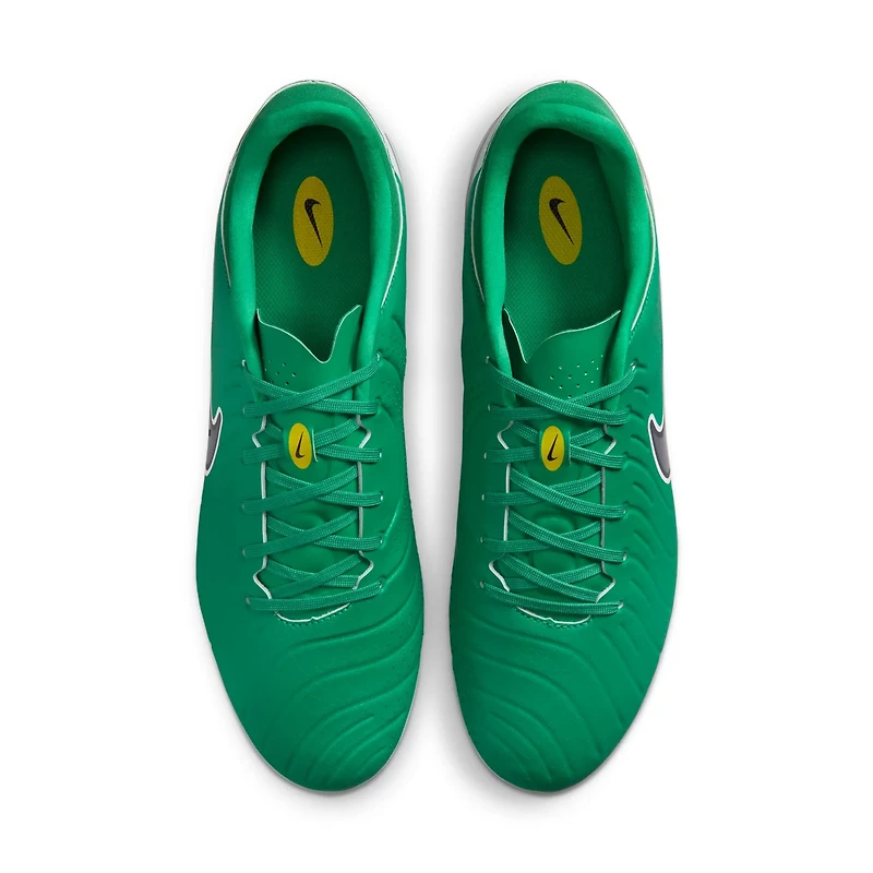 Nike Men's Zoom Vapor 16 Academy Soccer Cleats