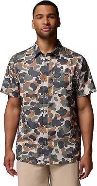 Columbia Sportswear Men's University of Texas CLG Super Slack Tide Button-Up Shirt