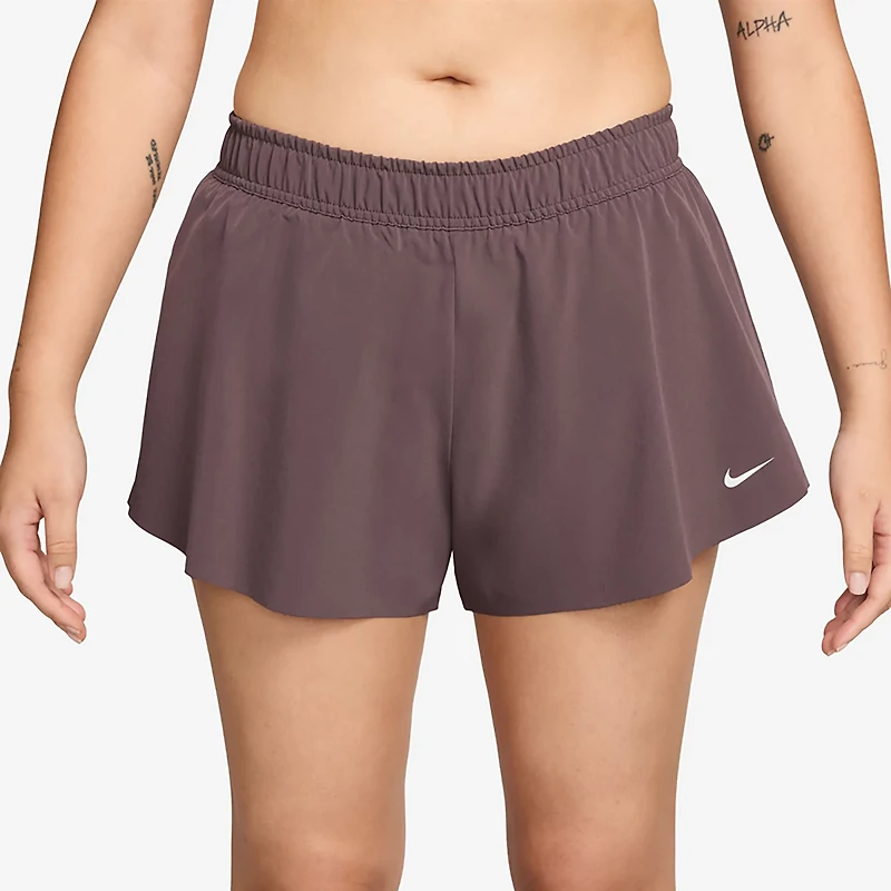 Nike Women's One Dri-FIT Mid-Rise Shorts 3