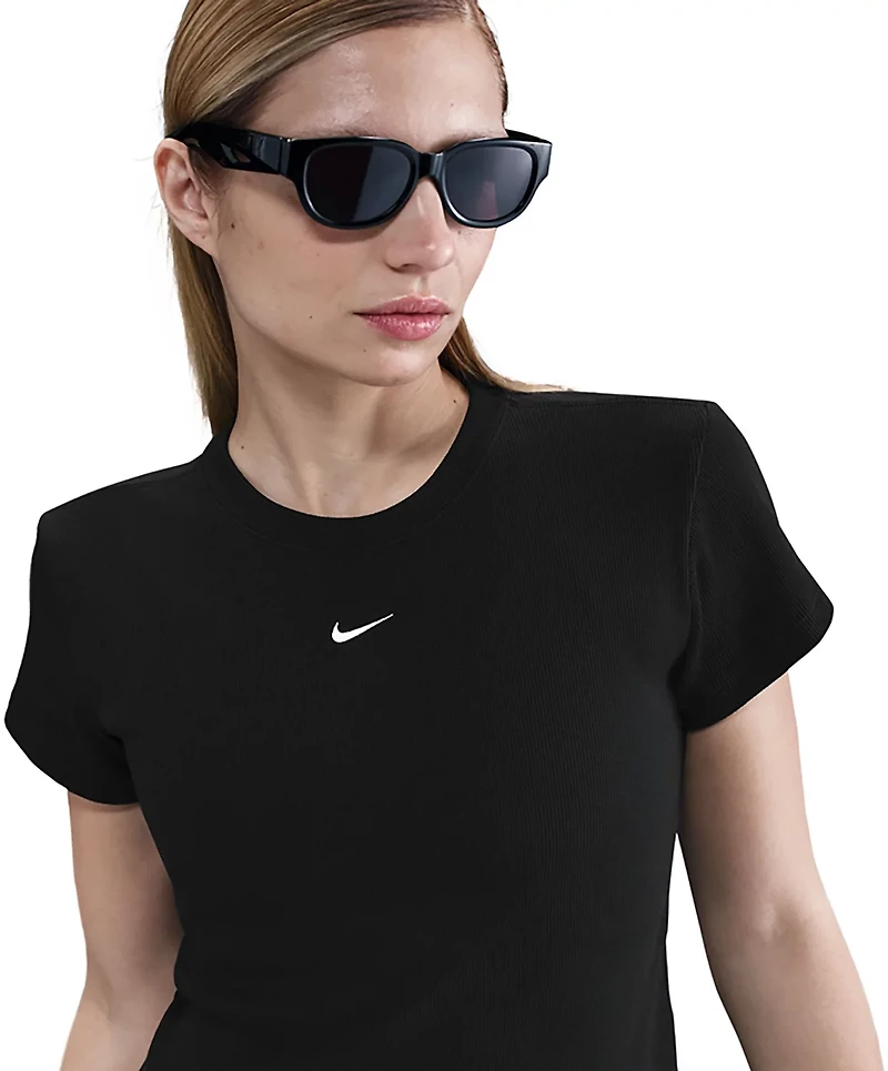 Nike Women's Sportswear T-shirt