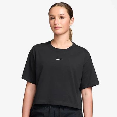 Nike Women's Sportswear Classic Crop Short Sleeve T-shirt