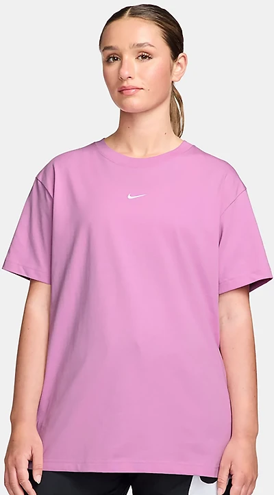 Nike Women's Sportswear Classic Short Sleeve T-shirt