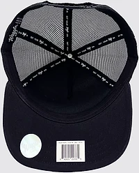 Waggle Men's Wildlife Trucker Hat