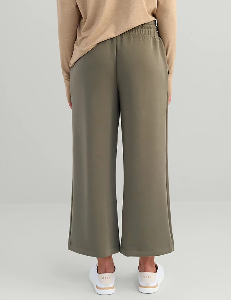 Huk Women's Bayside Wide Leg Crop Pants