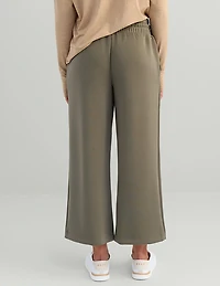 Huk Women's Bayside Wide Leg Crop Pants