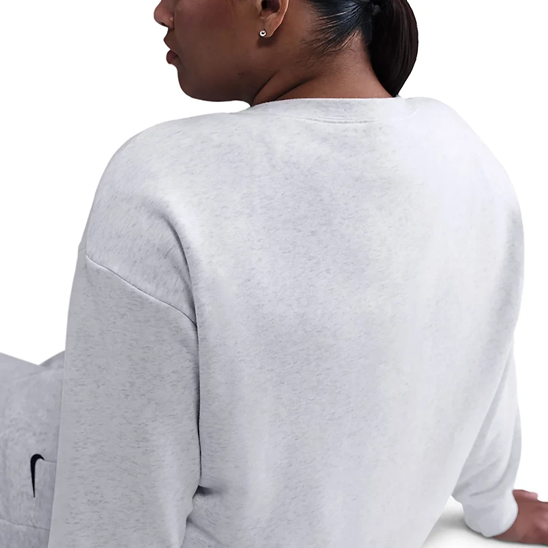Nike Women's Sportswear Club Fleece Plus Crew Neck Sweatshirt