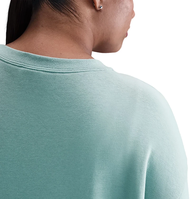 Nike Women's Sportswear Club Fleece Plus Crew Neck Sweatshirt