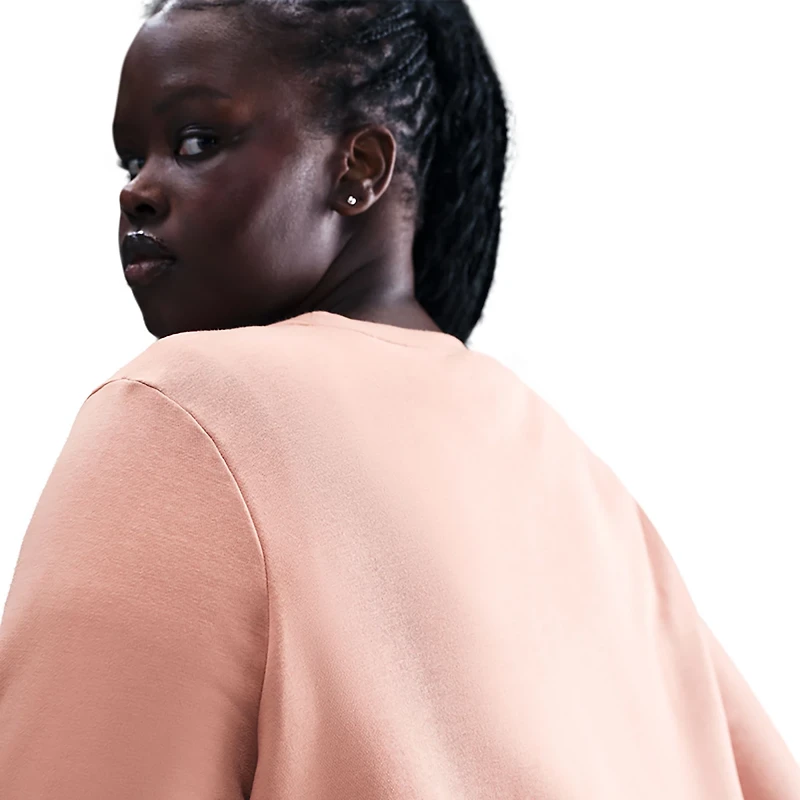 Nike Women's Sportswear Club Fleece GFX Crew Sweatshirt