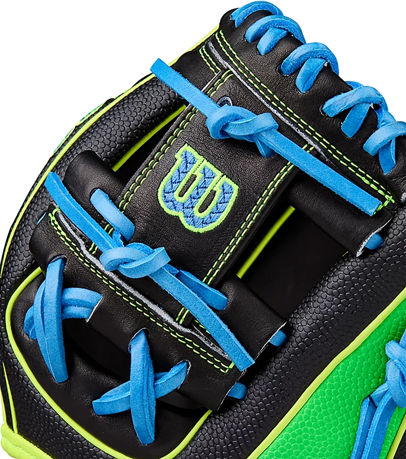 Wilson A2000 PF50 with SuperSkin Baseball Fielding Glove 12.25"