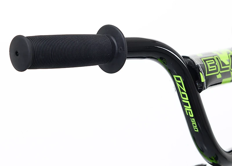 Ozone 500 Boys' 18 in Blaze Bike