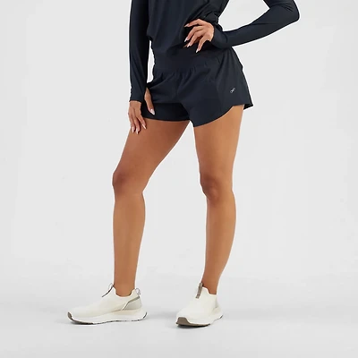 Freely Women's Run Escalate Knit Waist Shorts 3.5