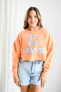 Gameday Social Women's University of Tennessee Volunteers Perkins Chenille Slogan Cropped Long Sleeve Crew T-shirt