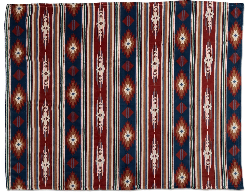 Magellan Outdoors 50x60 Fleece Blanket