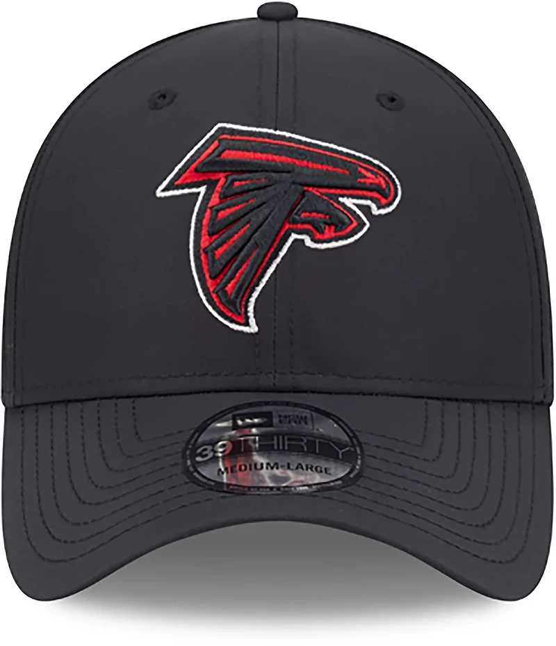 New Era Men's Falcons Night Black 39THIRTY Cap