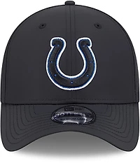 New Era Men's Colts Night Black 39THIRTY Cap