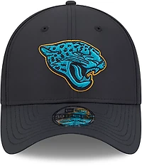 New Era Men's Jaguars Night Black 39THIRTY Cap