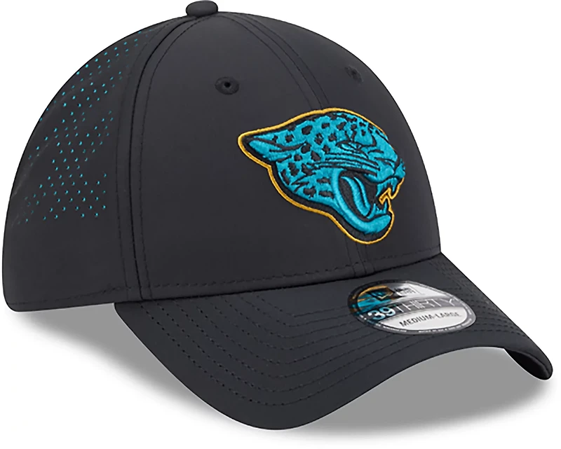 New Era Men's Jaguars Night Black 39THIRTY Cap