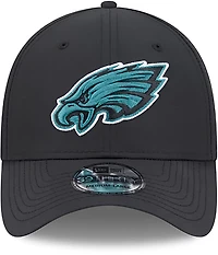 New Era Men's Eagles Night Black 39THIRTY Cap
