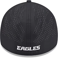 New Era Men's Eagles Night Black 39THIRTY Cap