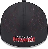 New Era Men's Buccaneers Night Black 39THIRTY Cap