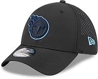 New Era Men's Titans Night Black 39THIRTY Cap