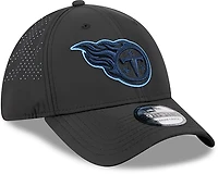 New Era Men's Titans Night Black 39THIRTY Cap