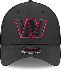 New Era Men's Commanders Night Black 39THIRTY Cap