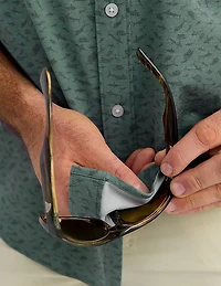 Huk Men's Kona Desert Rose Short Sleeve Shirt