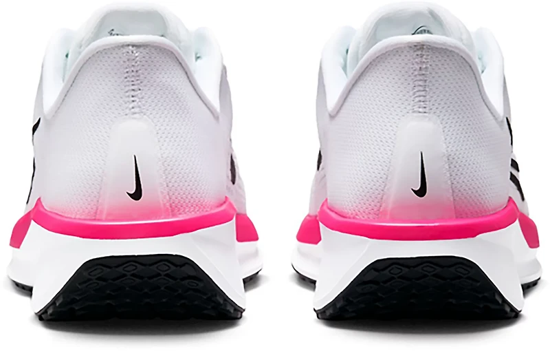 Nike Women's Quest 6 Running Shoes