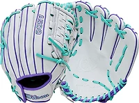 Wilson in A500 Siren Fielding Fast Pitch Glove