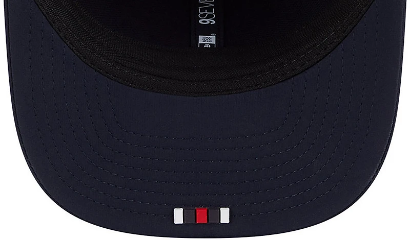 New Era Adults' Dallas Cowboys Sideline 9SEVENTY Trucker Cap