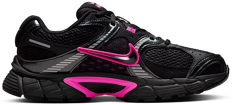 Nike Women's V5 Runner Shoes