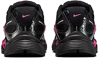 Nike Women's V5 Runner Shoes