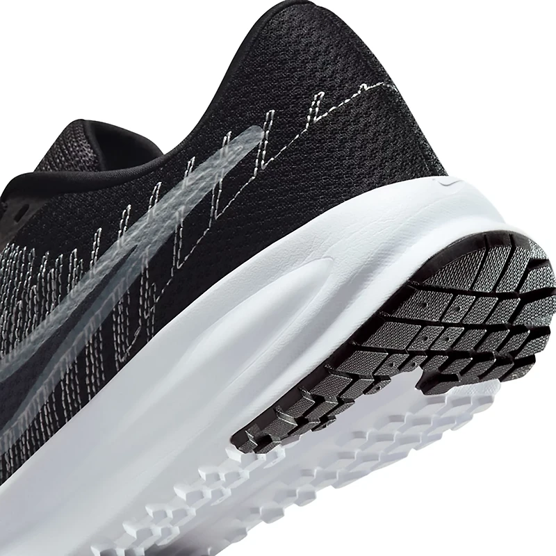 Nike Women's Run Defy Road Running Shoes