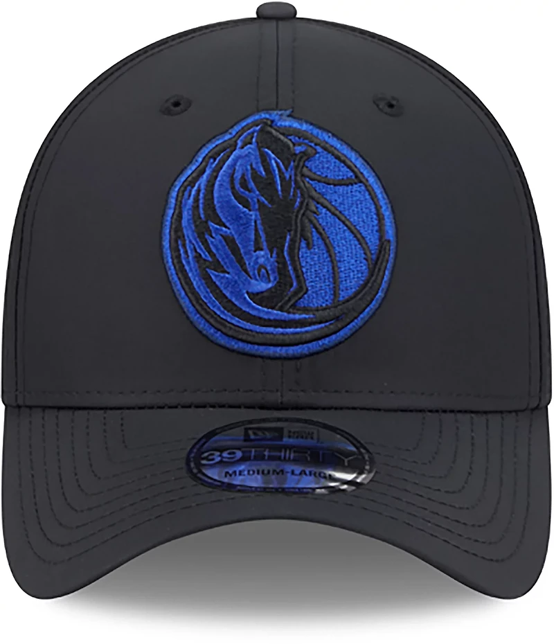 New Era Men's Mavericks Night Black 39THIRTY Cap