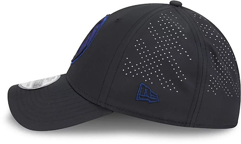 New Era Men's Mavericks Night Black 39THIRTY Cap