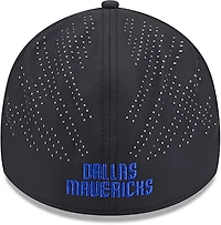 New Era Men's Mavericks Night Black 39THIRTY Cap