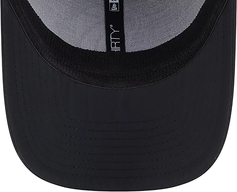 New Era Men's Mavericks Night Black 39THIRTY Cap