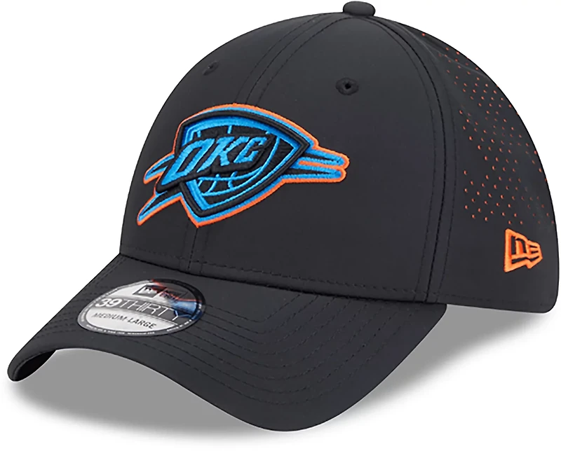 New Era Men's OKC Thunder Night Black 39THIRTY Cap