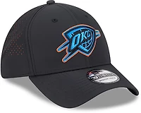 New Era Men's OKC Thunder Night Black 39THIRTY Cap
